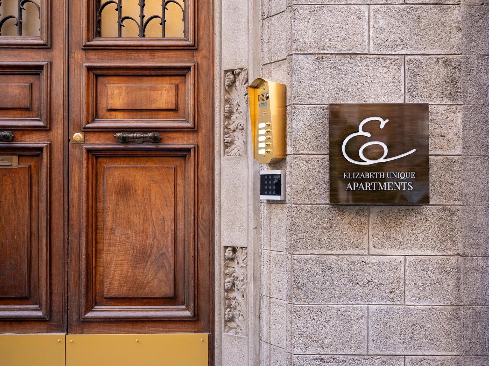 Elizabeth Unique Apartments - A Member Of Design Hotels Roma Ngoại thất bức ảnh